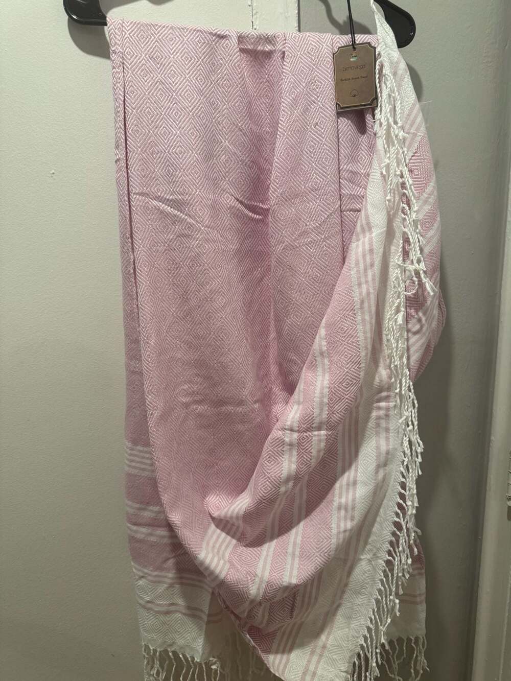 Genovega Pink and White Diamond Pattern Turkish Beach Towel